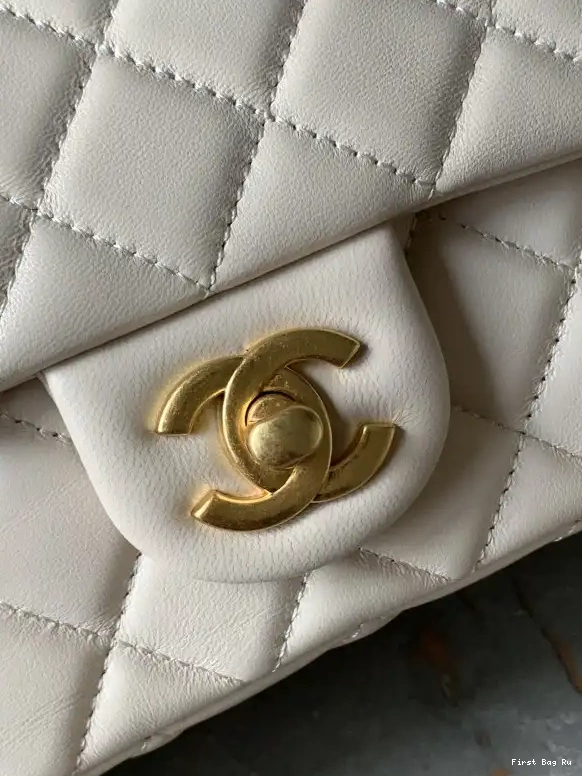 Firstbag Ru CHANEL FLAP BAG 0626